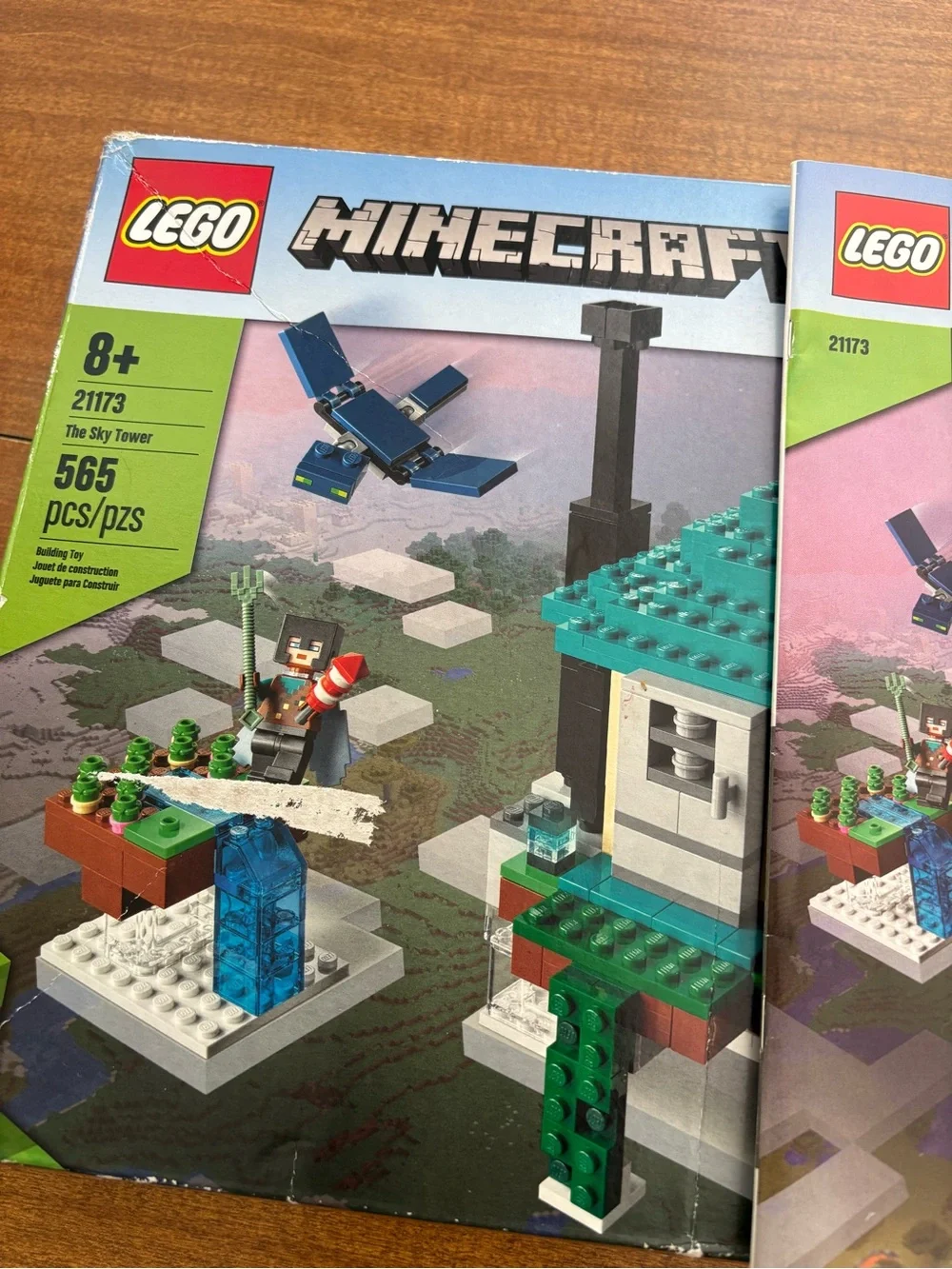 Lego Minecraft Retired 21173 The Sky Tower